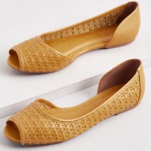 ModCloth Decidedly Delightful Mustard Flats